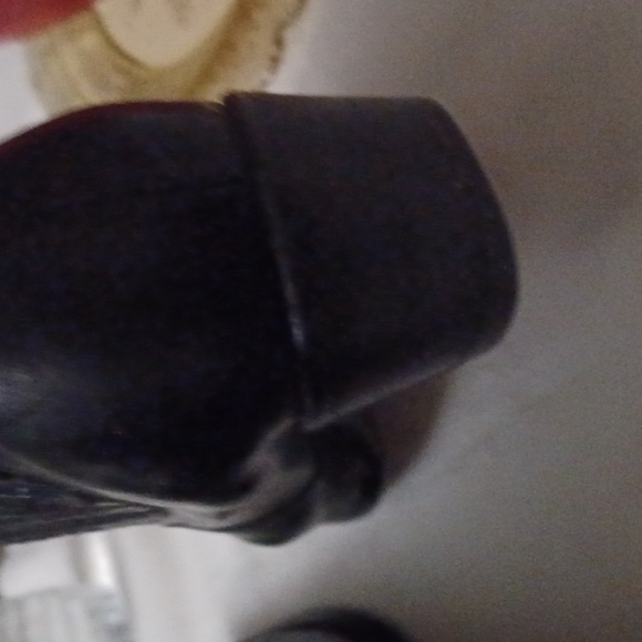 Reynaga, Black, western ankle boots. SZ 7 - Picture 10 of 10